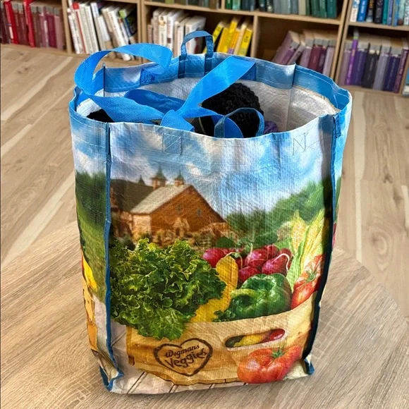 Big Bag of Yarn (20+ Full Skeins) - Picture 2 of 3